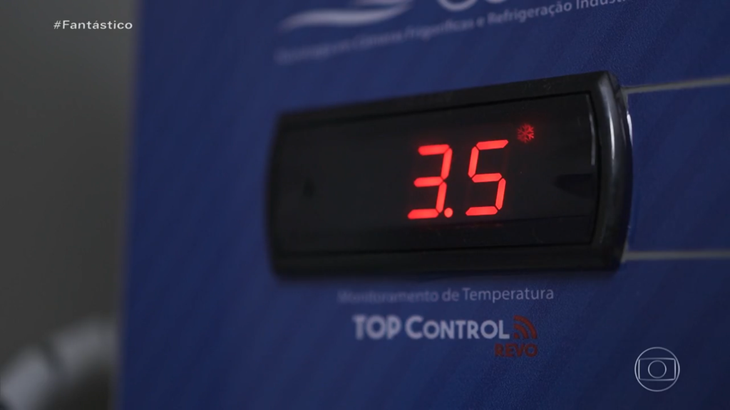 Controlador de temperatura K102 Web utilizado com o ArcSys para monitoramento de temperatura de vacinas